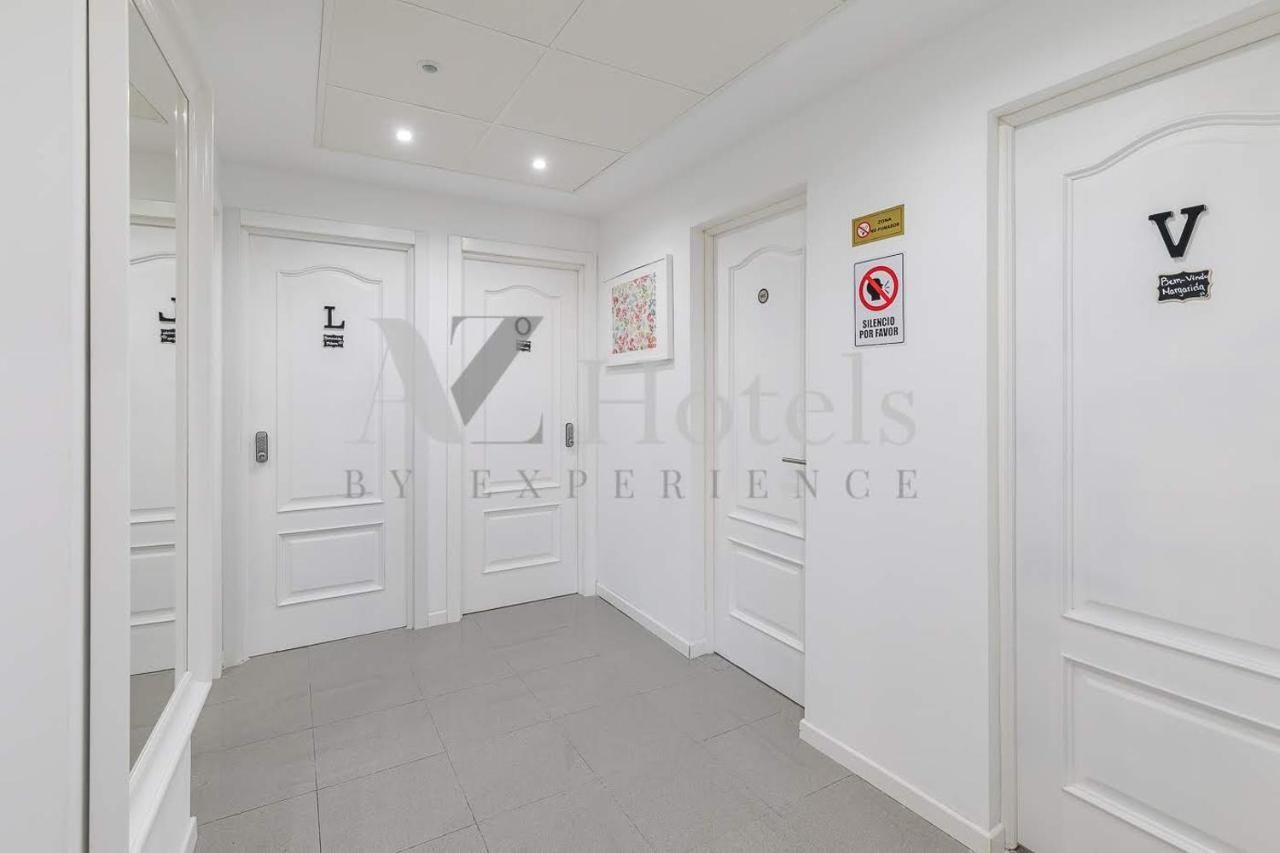 Ayz Sierra De Meira - Auto Check-In Property (Adults Only) Madrid Buitenkant foto