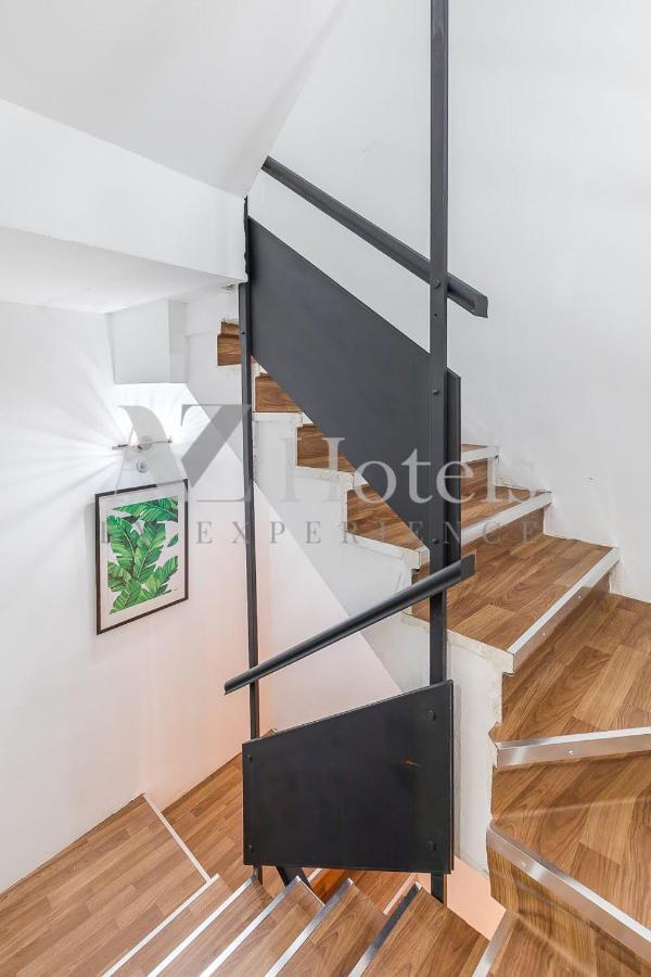 Ayz Sierra De Meira - Auto Check-In Property (Adults Only) Madrid Buitenkant foto